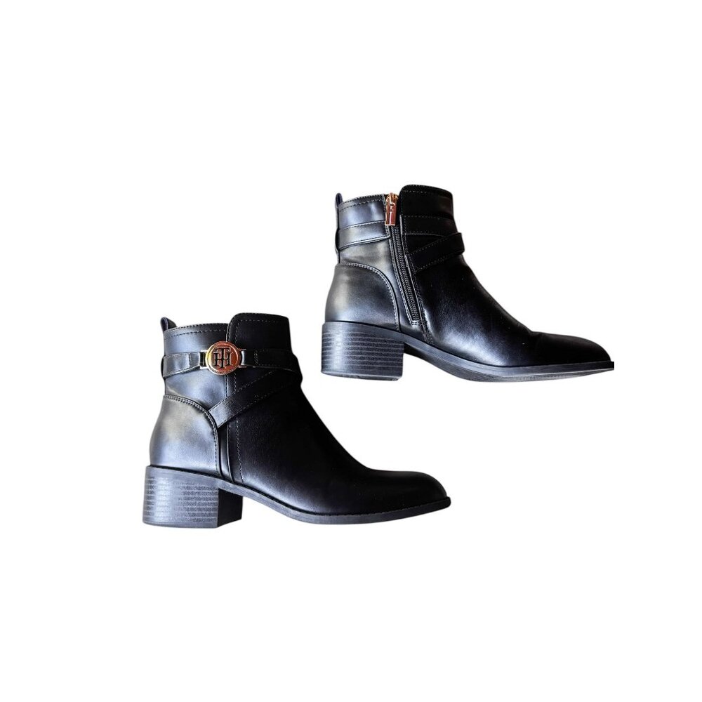 Tommy Hilfiger Womens Black Ankle Boots Faux Leather Sz 7.5M Gold Logo Imiera - Picture 9 of 11